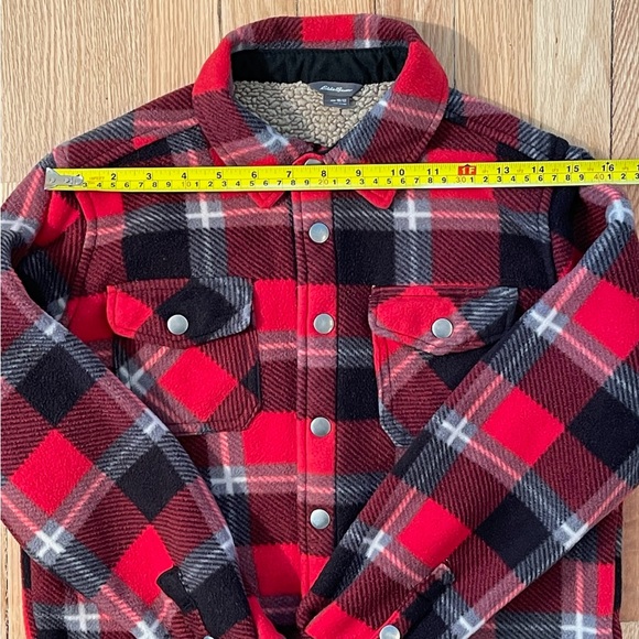Eddie Bauer boy’s plaid fleece. - Picture 4 of 6